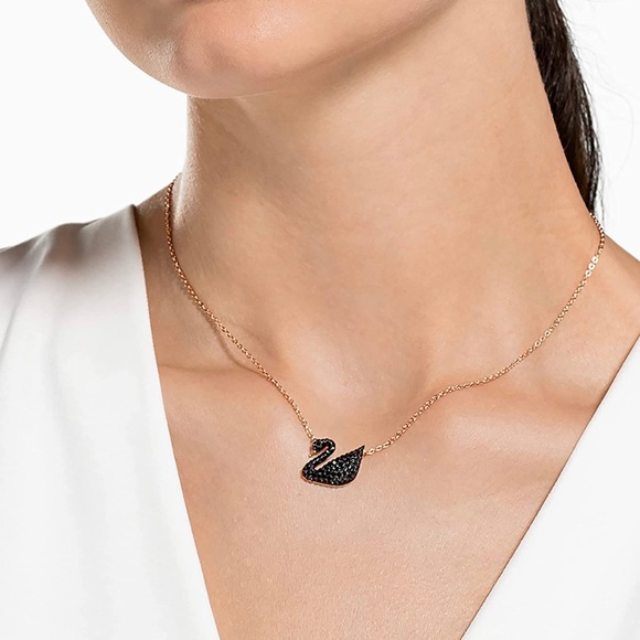 Swarovski Black Swan Necklace - Picture 1 of 1